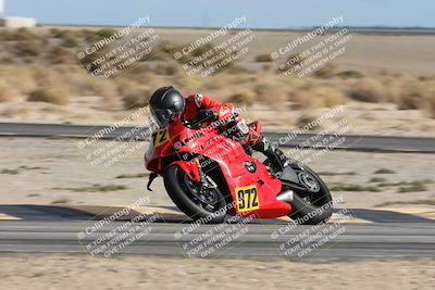 media/Nov-16-2025-Race Pace (Sun) [[8c5fa54630]]/Verified Riders/9-Turn 16 (150pm)/